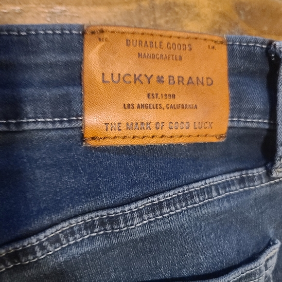 Lucky Brand AVA Skinny Jeans Dark Wash Size 28 / 6 - Picture 5 of 7